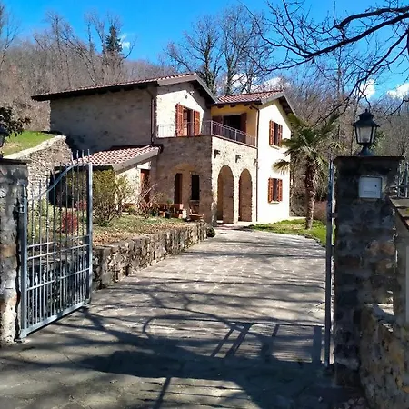 Ca'di Picarasco Villa *