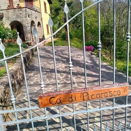 Ca'di Picarasco Villa *